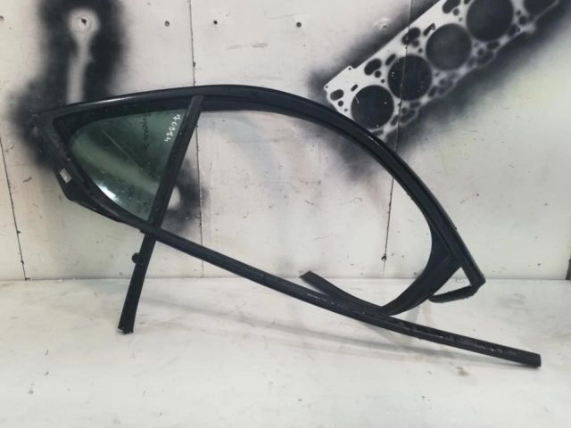 bontott SKODA SUPERB III Jobb hátsó Fixüveg (Ajtóban)