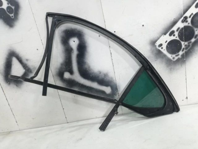 bontott SKODA SUPERB III Jobb hátsó Fixüveg (Ajtóban)