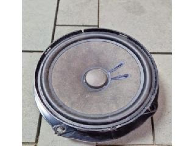 bontott SKODA SUPERB III Jobb hátsó Hangszóró