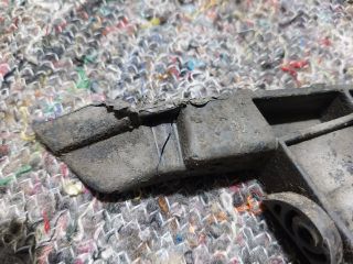 bontott SKODA SUPERB III Jobb hátsó Oldal Lökhárító Tartó (Műanyag)