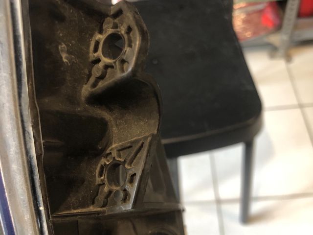 bontott SKODA SUPERB III Jobb Ködfényszóró