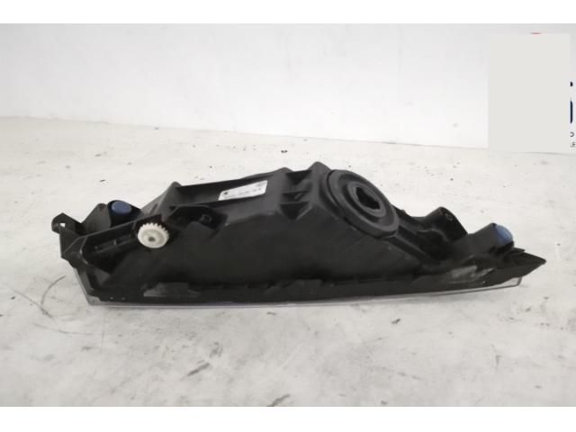 bontott SKODA SUPERB III Jobb Ködfényszóró