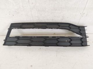 bontott SKODA SUPERB III Jobb Ködlámpa Rács