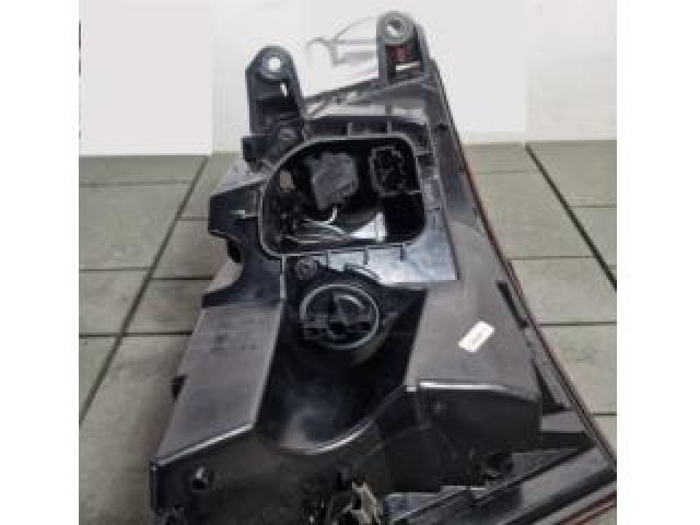 bontott SKODA SUPERB III Jobb Külső Hátsó Lámpa