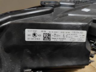 bontott SKODA SUPERB III Jobb Ledes Fényszóró