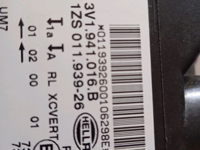 bontott SKODA SUPERB III Jobb Ledes Fényszóró