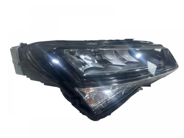 bontott SKODA SUPERB III Jobb Ledes Fényszóró