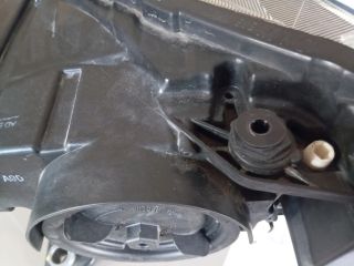 bontott SKODA SUPERB III Jobb Ledes Fényszóró