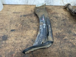 bontott SKODA SUPERB III Jobb Sárvédő Oldaltartó