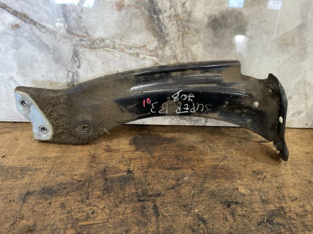 bontott SKODA SUPERB III Jobb Sárvédő Oldaltartó