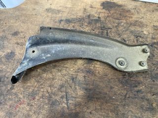 bontott SKODA SUPERB III Jobb Sárvédő Oldaltartó