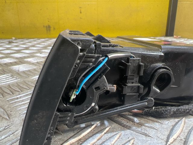 bontott SKODA SUPERB III Jobb Szellőző