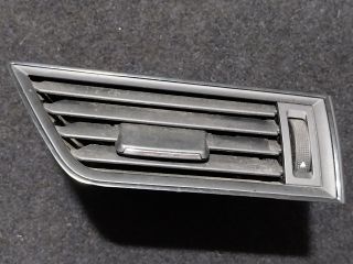 bontott SKODA SUPERB III Jobb Szellőző