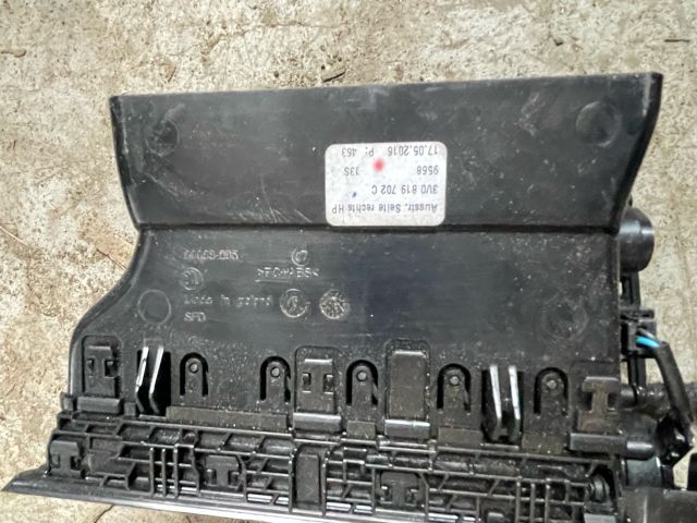 bontott SKODA SUPERB III Jobb Szellőző