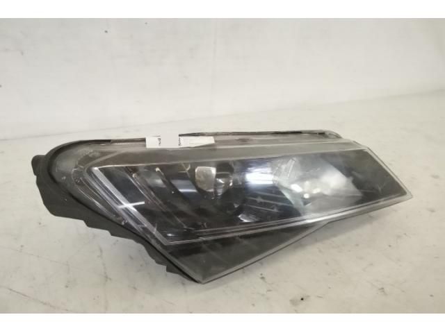 bontott SKODA SUPERB III Jobb Xenon Fényszóró