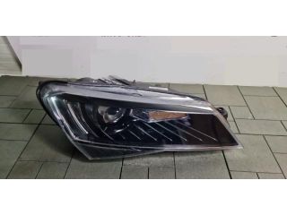 bontott SKODA SUPERB III Jobb Xenon Fényszóró