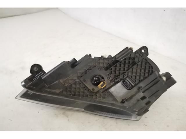 bontott SKODA SUPERB III Jobb Xenon Fényszóró