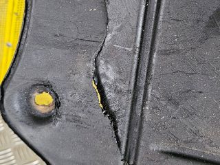 bontott SKODA SUPERB III Kartervédő