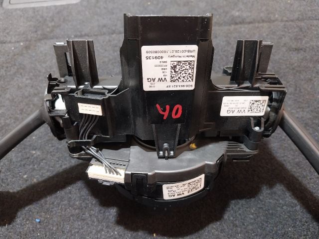 bontott SKODA SUPERB III Komplett Kormánykapcsoló (Bajuszkapcsoló)