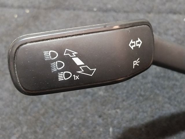 bontott SKODA SUPERB III Komplett Kormánykapcsoló (Bajuszkapcsoló)