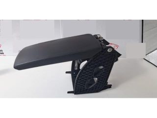 bontott SKODA SUPERB III Könyöklő