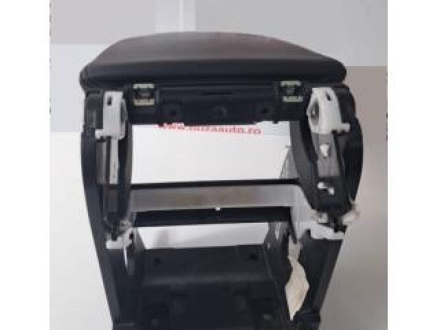 bontott SKODA SUPERB III Könyöklő