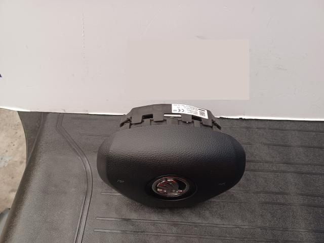 bontott SKODA SUPERB III Kormánylégzsák