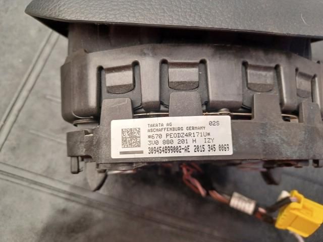 bontott SKODA SUPERB III Kormánylégzsák