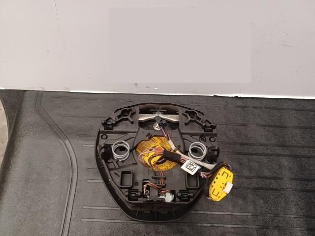 bontott SKODA SUPERB III Kormánylégzsák