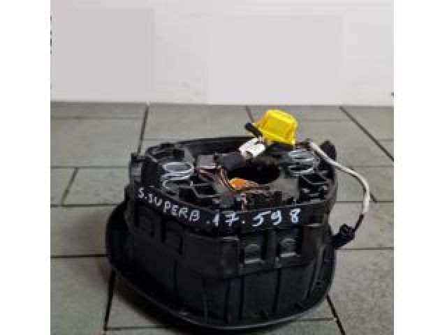 bontott SKODA SUPERB III Kormánylégzsák