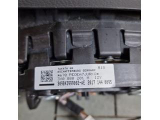 bontott SKODA SUPERB III Kormánylégzsák