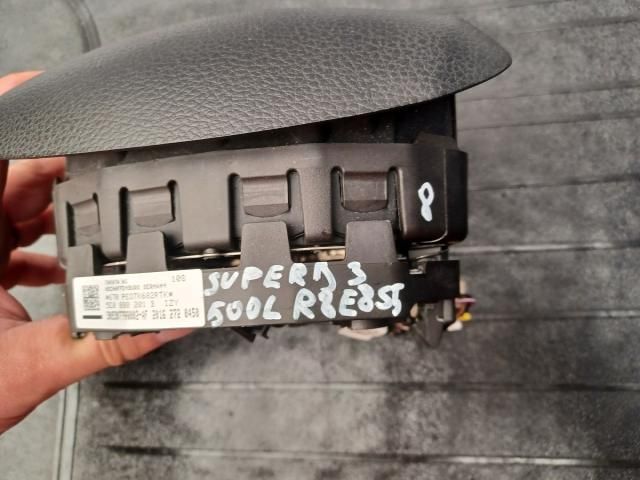 bontott SKODA SUPERB III Kormánylégzsák