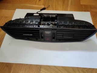 bontott SKODA SUPERB III Középső Szellőző