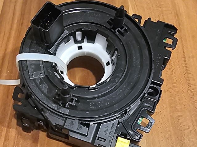 bontott SKODA SUPERB III Légzsák Átvezető Szalagkábel