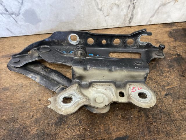 bontott SKODA SUPERB III Motorháztető Bal Zsanér