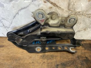 bontott SKODA SUPERB III Motorháztető Jobb Zsanér