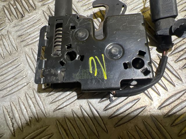 bontott SKODA SUPERB III Motorháztető Zárszerkezet