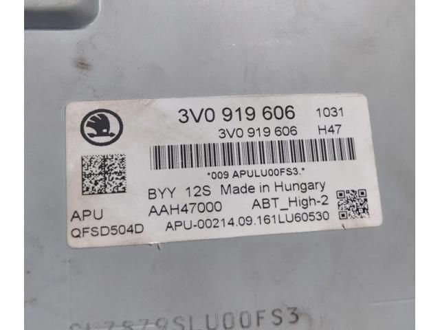 bontott SKODA SUPERB III Multifunkciós Kijelző