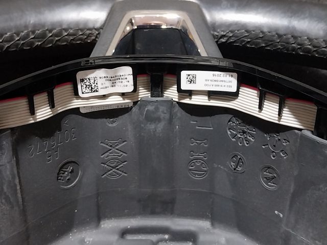 bontott SKODA SUPERB III Multikormány