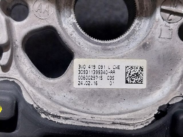 bontott SKODA SUPERB III Multikormány