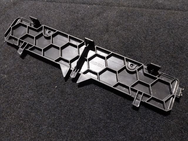 bontott SKODA SUPERB III Pollenszűrő Fedél