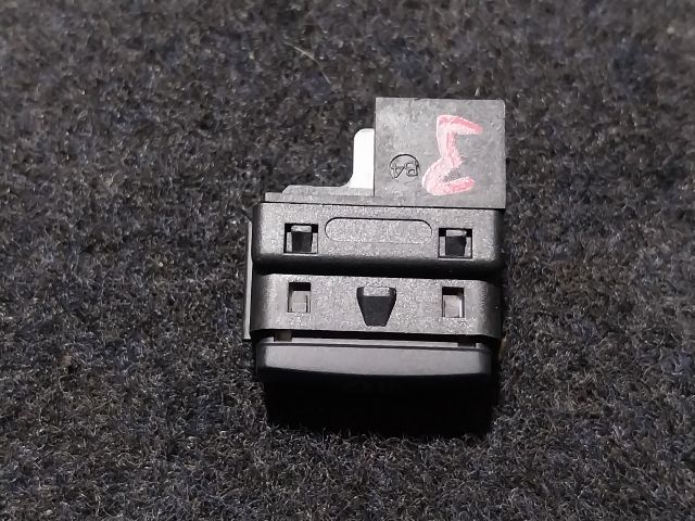 bontott SKODA SUPERB III Riasztó Kapcsoló