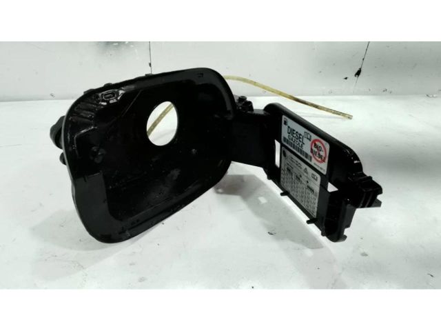 bontott SKODA SUPERB III Tankajtó