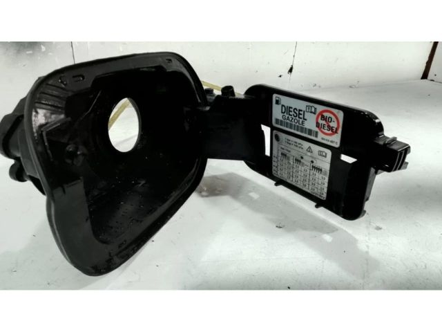 bontott SKODA SUPERB III Tankajtó