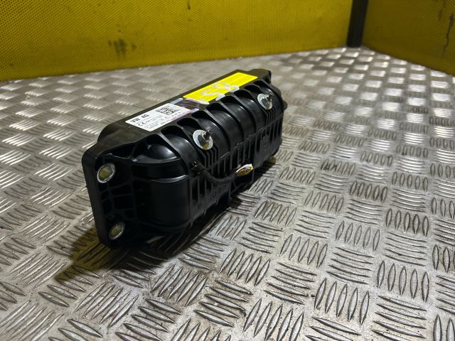 bontott SKODA SUPERB III Utasoldali Légzsák