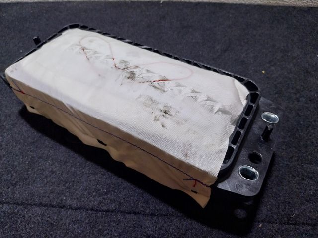 bontott SKODA SUPERB III Utasoldali Légzsák