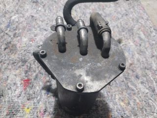 bontott SKODA SUPERB III Üzemanyagszűrő Ház