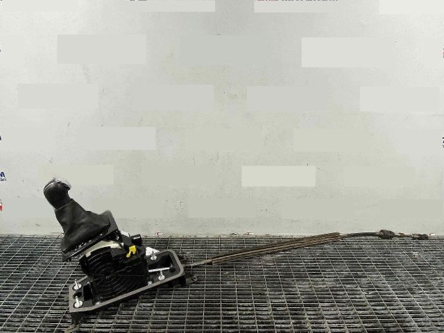 bontott SKODA SUPERB III Váltógomb