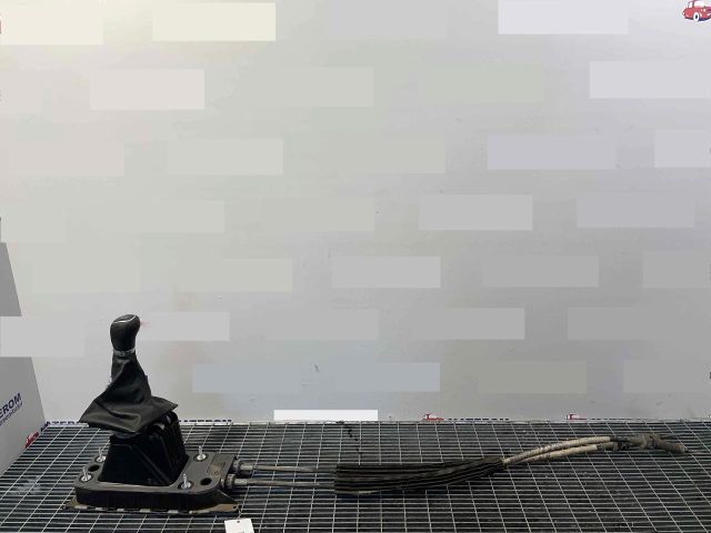 bontott SKODA SUPERB III Váltógomb