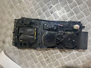 bontott SKODA SUPERB III Váltókar Keret